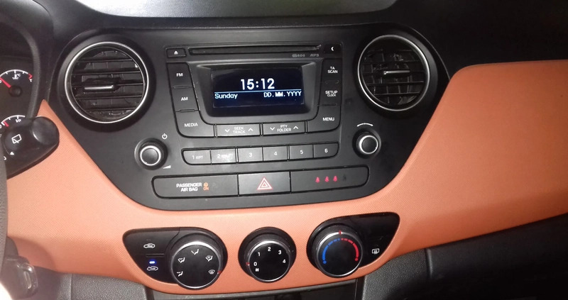 Hyundai i10 cena 26800 przebieg: 108000, rok produkcji 2014 z Garwolin małe 56